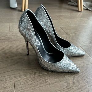 L’Intervalle Silver Sequin heels - Size 7